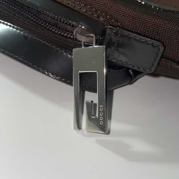 Authentic Gucci vintage trimmed leather nylon shoulder bag - Picture 4 of 10